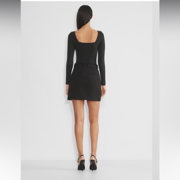 Aritzia Babaton Black Contour Squareneck Longsleeve Bodysuit - Picture 5 of 7